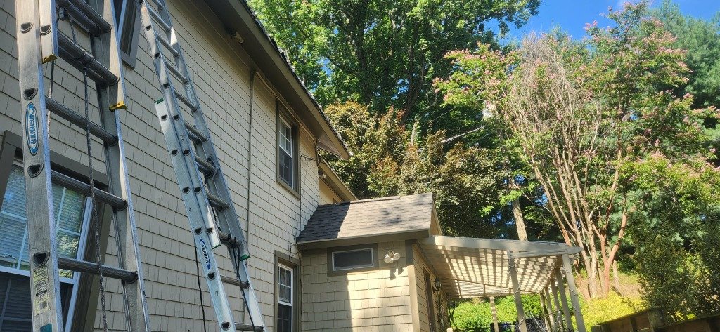 Roofing services by Magothy Roofing and Exteriors in Severna Park, MD